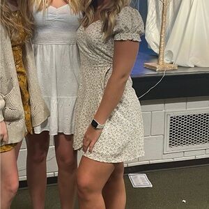 Hollister yellow flower wrap dress